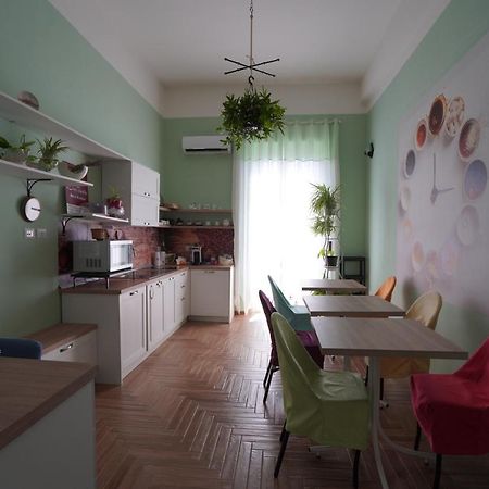 B&B I Due Teatri Napoli Eksteriør billede